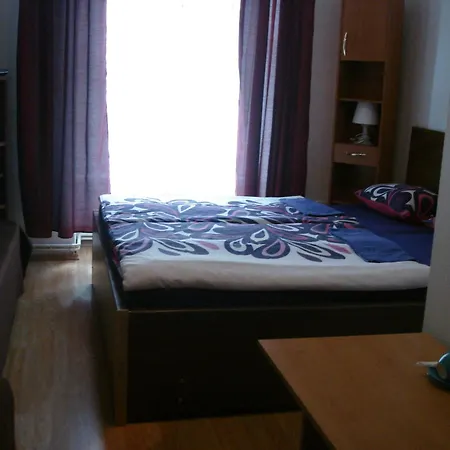 Pensjonat Easy Journey Praga